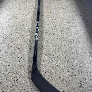 Refurbished (Blade) | CCM Trigger 8 Pro (Black/Purple) | LH | 70 Flex | P28 Curve | 62.75"| SKU: 5108