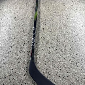 Refurbished (Blade) | Bauer Hyperlite 2 (Silver & Green) | LH | 87 Flex | P90TM Curve | 66.25"| SKU: 4009