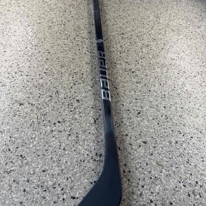 Refurbished (Shaft) | Bauer Hyperlite 2 (Black/Silver) | RH | 77 Flex | P28M Curve | 64"| SKU: 4095