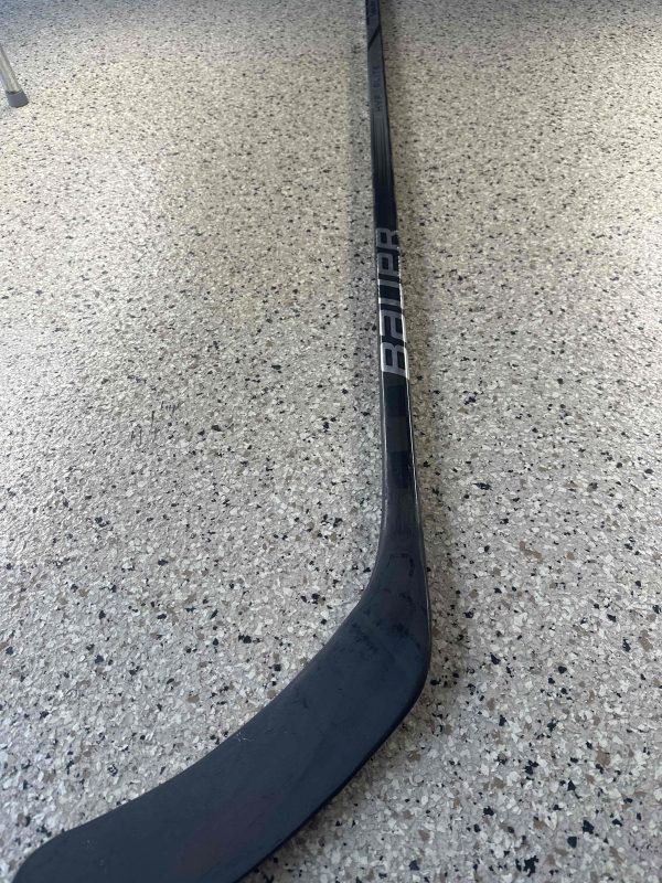 Refurbished (Blade) | Bauer Hyperlite 2 (Black/Silver) | RH | 82 Flex | P92M Curve | 66.75"| SKU: 4050