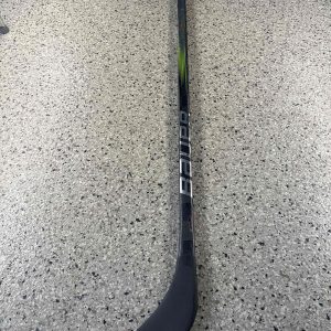 Refurbished (Hosel) | Bauer Hyperlite 2 (Black/Neon Green ) | RH | 65 Flex | P90TM Curve | 65"| SKU: 5065