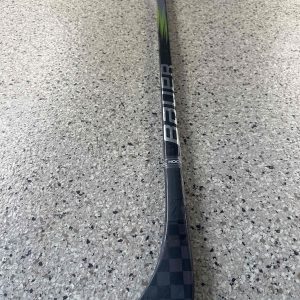 Refurbished (Shaft) | Bauer Hyperlite 2 (Black/Neon Green ) | RH | 77 Flex | P92M Curve | 67"| SKU: 5066