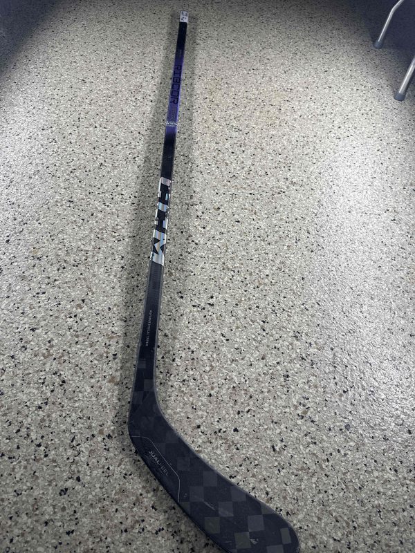 Refurbished (Shaft) | CCM Trigger 8 Pro (Black/Purple) | LH | 85 Flex | P28 Curve | 65"| SKU: 4135