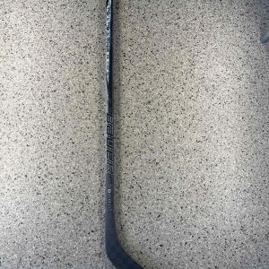 New (Pro Stock) | Bauer Twitch (Black/Silver) | RH | 65 Flex | P28 Curve | 63"| SKU: 5098