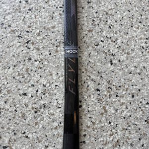 Repaired (Shaft) | Bauer Vapor FLYLITE (Black/Dk Grey) | RH | 77 Flex | P92 Curve | 66"| SKU: 6030