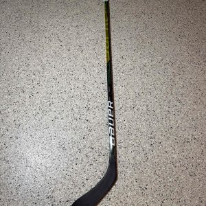 Repaired (Blade) | Bauer Supreme Ultrasonic (Gold/Green/Black) | RH | 70 Flex | P28 Curve | 62.5"| SKU: 4049