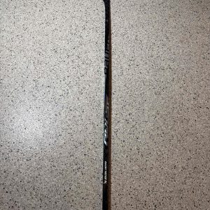 Repaired (Blade) | Bauer Pulse (Black/Silver) | LH | 82 Flex | P28 Curve | 68.5"| SKU: 6036